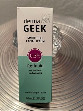 derma Geek NIB 0.3% Retinoid Smoothing Facial Serum -